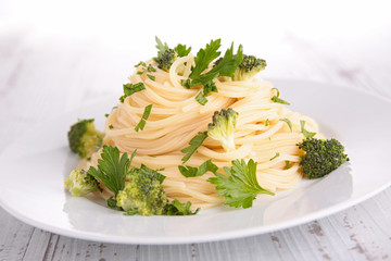 spaghetti with vegetable