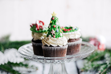 Sweet Christmas cup cakes