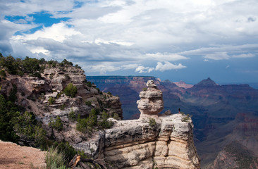 Fototapeta na wymiar Beautiful overview of majestic Grand Canyon during storm