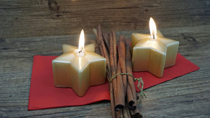 candle and cinnamon