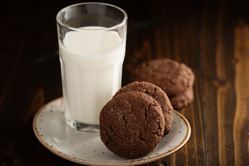 Chocolate cookies with a glass of milk