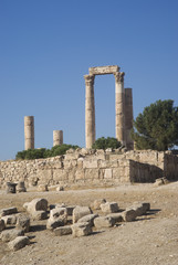 Fototapeta na wymiar Temple of Hercules, Amman Citadel, Jordan