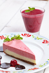 tasty cheesecake with smoothie