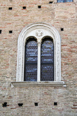 mulloned window , Urbino , Palazzo ducale