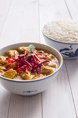 Chicken curry, with onions and chili