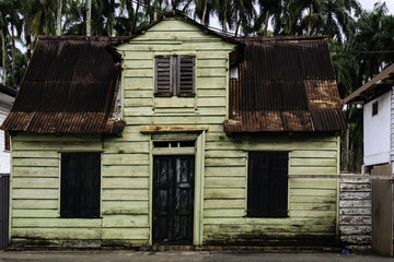Fototapeta na wymiar House in Paramaribo
