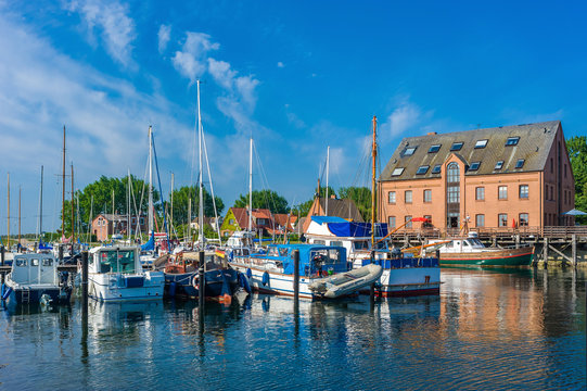 Hafen in Orth auf Fehmarn