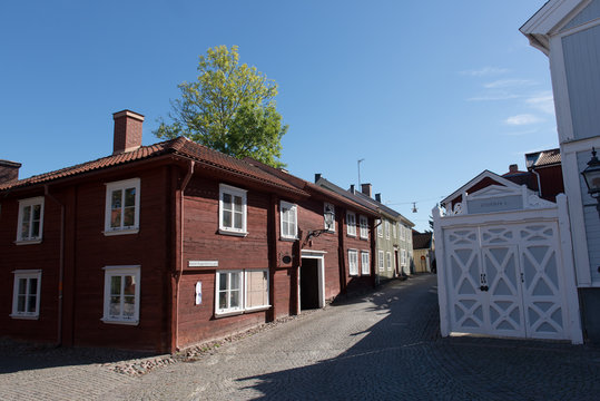 Strassendetails Schilder und Höfe in Eksjö, der Holzstadt,Smaland Schweden