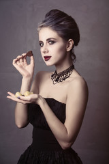 Obraz premium woman in witch halloween costume