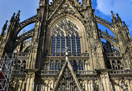 Ma&szlig;werk am K&ouml;lner Dom