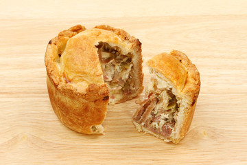 Chicken and ham pie