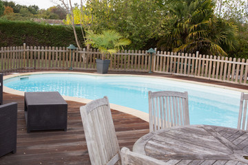 Beautiful house, swimming pool nobody inside, wooden deck