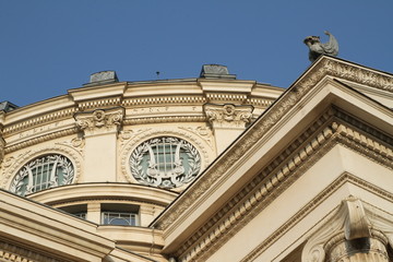 Fototapeta na wymiar Classic Building in Bucharest