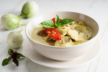 green curry chicken,thai food