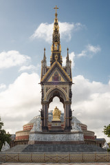 Fototapeta na wymiar Albert Memorial seen from back in front of roof of Royal Albert Hall in London