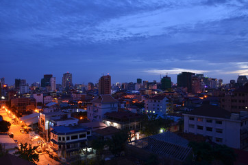 Obraz na płótnie Canvas Phnom Penh Town during twilight time