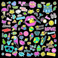 Crédence de cuisine en plexiglas Pop Art Fashion quirky cartoon doodle patch badges with cute elements. Isolated vector. Set of stickers,pins,patches in cartoon comic style of 80s 90s. Hearts,speech bubbles,love, lips, hearts, eyes, stars.