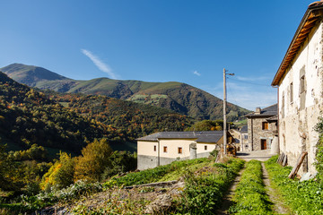 Fototapeta premium Old stone houses in Trascastro, Asturias