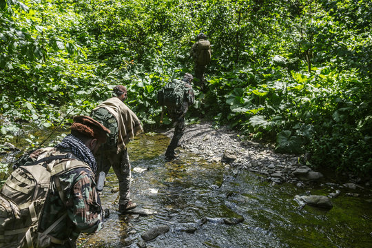 Navy SEALs Taliban hunters