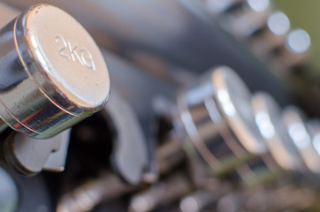 many silver barbells