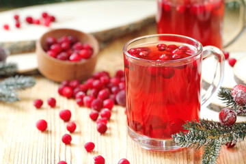 Cranberry drink and fresh berries