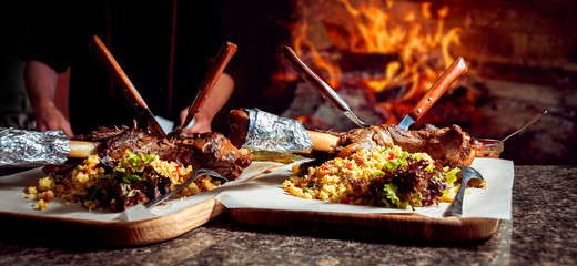 Cooking rice with meat