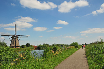 Olanda, Canali e Mulini a vento a Kinderdijk