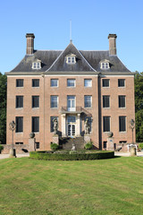 Fototapeta na wymiar Historic Castle Amerongen in The Netherlands