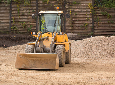 Minibagger auf Baustelle