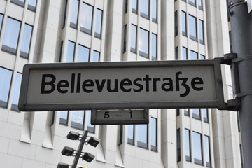 Straßenschild Bellevuestraße