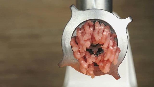 Cooking the meat forcemeat using the meat grinder