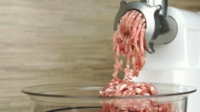 Cooking the meat forcemeat using the meat grinder