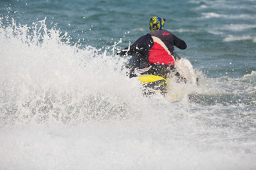 해수욕장 보트놀이