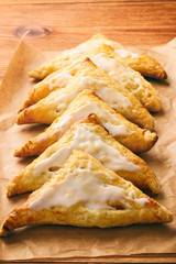 Puff pastries with apple and cinnamon.