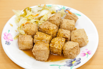 Chinese and Taiwan traditional famous food - Friedd Stinky tofu © fenlio