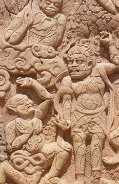 Sculpture wall in Buddhist temple.