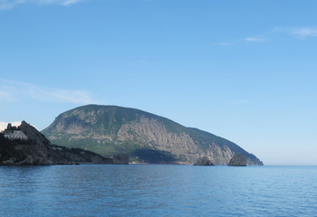 Fototapeta na wymiar mountain Ayu-Dag, view from Gurzuf, Crimea