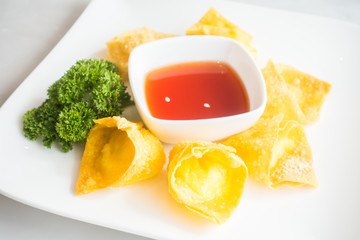 Fried cheese wonton