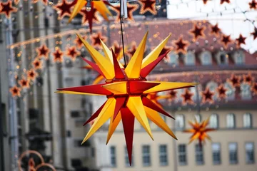 Red yellow Herrnhuter stars for Christmas, Germany © ClaraNila