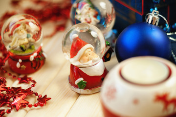 Snow globes and christmas balls 