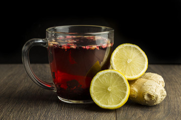 herbata z cytryną i imbirem