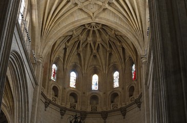 Fototapeta premium Santa Iglesia Catedral de Nuestra Señora de la Asunción y de San Frutos de Segovia, conocida como la Dama de las Catedrales estilo gótico,Castilla y León,España