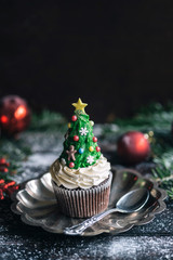 Christmas tree cup cake