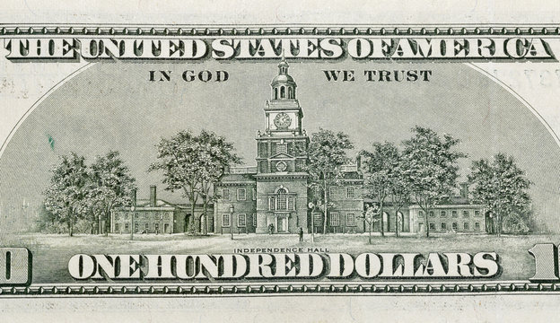 US Independence Hall on back of one hundred dollars bill
