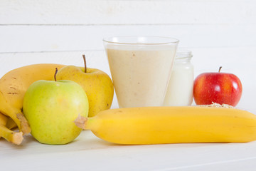 Smoothie with apple,banana, yogurt and oatmealon