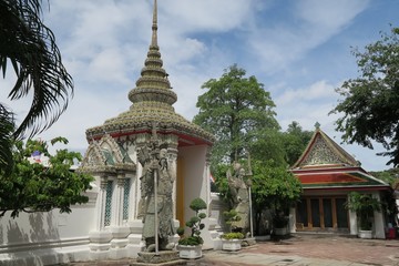 Naklejka premium Tempeldurchgang 2