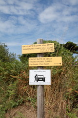 Panneau: Butte de César et circuits.