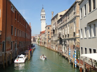 Fototapeta na wymiar Lagunenstadt Venedig im Sommer