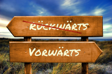 Schild 129 - Vorwärts