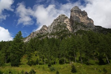 Fototapeta na wymiar Włochy - Dolomity